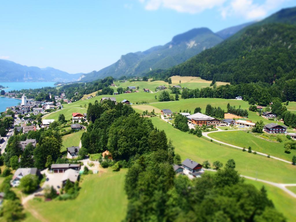Отель Bachmanngut Sankt Wolfgang im Salzkammergut Экстерьер фото